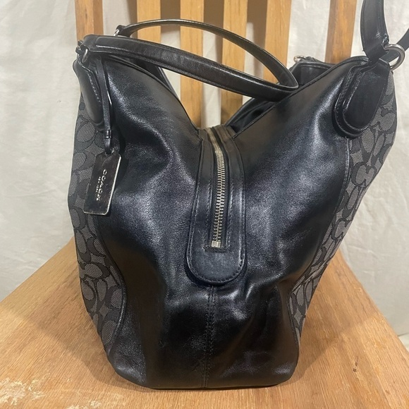 Coach Edie Shoulder Bag Signature Grey Black Current Leather - Picture 15 of 16